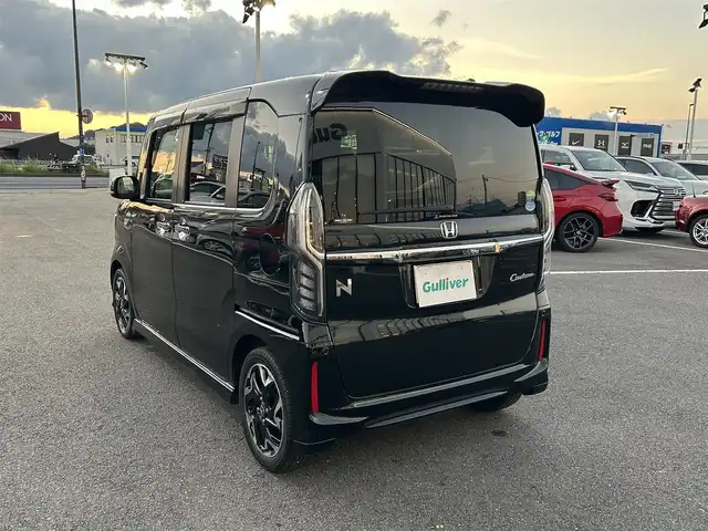 ホンダ Ｎ ＢＯＸ カスタム G L ターボ ホンダセンシング 長崎県 2019(令1)年 7.9万km クリスタルブラックパール 純正８インチナビ/（CD/BT/DVD）/フルセグテレビ/バックカメラ/クルーズコントロール/プッシュスタート/両側パワースライドドア/ETC/ハーフレザーシート/LEDライト/ドライブレコーダー/ワンオーナー/１５インチアルミホイール