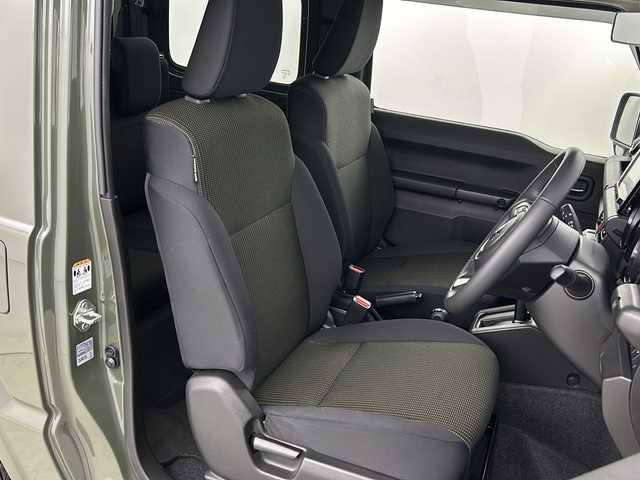 スズキ ジムニー XC 愛知県 2024(令6)年 1.4万km ジャングルグリーン 純正8インチナビ/・フルセグTV/・Bluetooth/・バックカメラ/ETC2.0/前席シートヒーター/前後ドライブレコーダー/クルーズコントロール/LEDヘッドライト/純正16インチAW/純正フロアマット/スペアキー有/取扱説明書