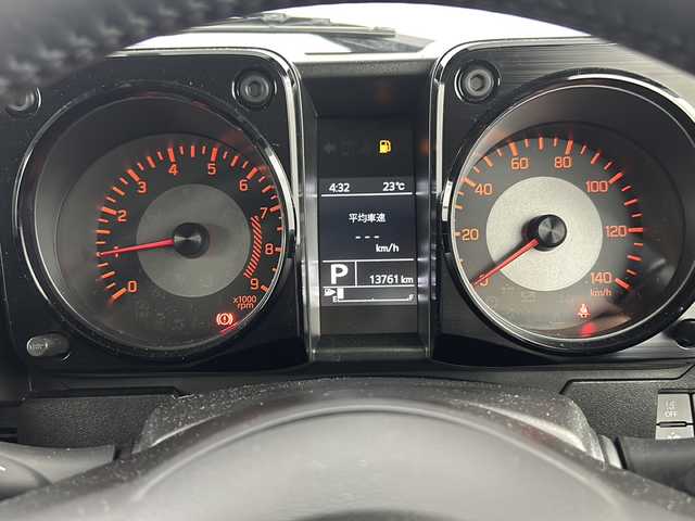 スズキ ジムニー XC 愛知県 2024(令6)年 1.4万km ジャングルグリーン 純正8インチナビ/・フルセグTV/・Bluetooth/・バックカメラ/ETC2.0/前席シートヒーター/前後ドライブレコーダー/クルーズコントロール/LEDヘッドライト/純正16インチAW/純正フロアマット/スペアキー有/取扱説明書