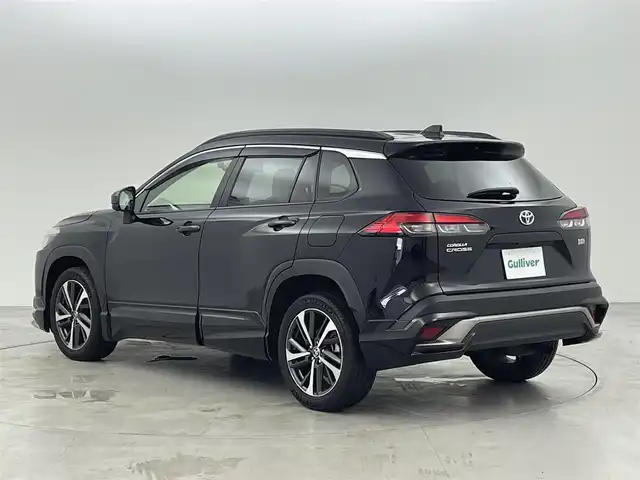 トヨタ カローラ クロス ハイブリッド Z 福岡県 2023(令5)年 2.3万km アティチュードブラックマイカ モデリスタエアロ　/サンルーフ　/純正９型ＤＡ　/全方位カメラ　/デジタルルームミラー　/ＥＴＣ　/前後ドラレコ　/レーダークルコン　/コーナーセンサー　/衝突被害軽減　/レーンキープ　/ＢＳＭ　/ＰＫＳＢ　/パワーバックドア　/ハーフレザーシート　/シートヒーター　/ステアリングリモコン　/プッシュスタート
