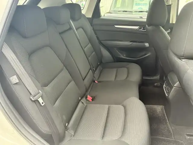 マツダ ＣＸ－５ 20S プロアクティブ 埼玉県 2019(令1)年 3万km スノーフレイクホワイトパールマイカ BOSEプレミアムサウンド/360°ビュー・モニター/バックカメラ/レーダークルーズコントロール/レーンキープアシスト/パワーバックドア/前後コーナーセンサー/ヘッドアップディスプレイ（HUD）/ブラインドスポットモニター（BSM）/純正ナビ・オーディオ/（フルセグTV/BT/CD/DVD/FM/AM）/前席シートヒーター/ドライブレコーダー/ETC/革巻きステアリング/ステアリングヒーター/電動格納ミラー/ドアバイザー/オートライト/プッシュスタート