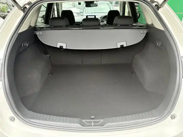 マツダ ＣＸ－５ 20S プロアクティブ 埼玉県 2019(令1)年 3万km スノーフレイクホワイトパールマイカ BOSEプレミアムサウンド/360°ビュー・モニター/バックカメラ/レーダークルーズコントロール/レーンキープアシスト/パワーバックドア/前後コーナーセンサー/ヘッドアップディスプレイ（HUD）/ブラインドスポットモニター（BSM）/純正ナビ・オーディオ/（フルセグTV/BT/CD/DVD/FM/AM）/前席シートヒーター/ドライブレコーダー/ETC/革巻きステアリング/ステアリングヒーター/電動格納ミラー/ドアバイザー/オートライト/プッシュスタート