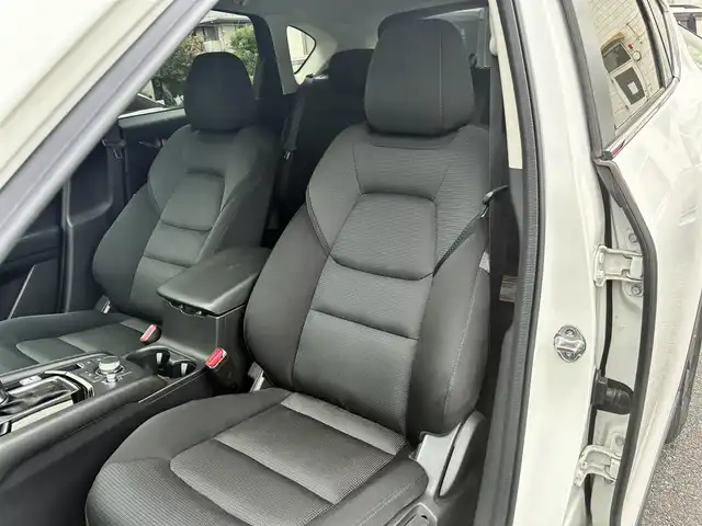 マツダ ＣＸ－５ 20S プロアクティブ 埼玉県 2019(令1)年 3万km スノーフレイクホワイトパールマイカ BOSEプレミアムサウンド/360°ビュー・モニター/バックカメラ/レーダークルーズコントロール/レーンキープアシスト/パワーバックドア/前後コーナーセンサー/ヘッドアップディスプレイ（HUD）/ブラインドスポットモニター（BSM）/純正ナビ・オーディオ/（フルセグTV/BT/CD/DVD/FM/AM）/前席シートヒーター/ドライブレコーダー/ETC/革巻きステアリング/ステアリングヒーター/電動格納ミラー/ドアバイザー/オートライト/プッシュスタート