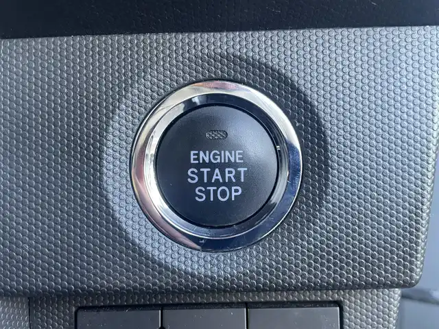 ダイハツ タフト G 宮崎県 2020(令2)年 3.8万km シャイニングホワイトパール 純正ナビゲーション/　AM FM BT TV/衝突軽減ブレーキ/バックカメラ/ドライブレコーダー/LEDヘッドライト/シートヒーター/電動パーキングブレーキ/ウィンカーミラー/スマートキー/プッシュスタート/電動格納ミラー/純正15インチアルミホイール/ハーフレザーシート/オートライト/アイドリングストップ