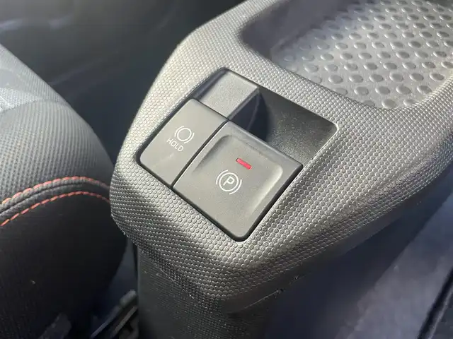 ダイハツ タフト G 宮崎県 2020(令2)年 3.8万km シャイニングホワイトパール 純正ナビゲーション/　AM FM BT TV/衝突軽減ブレーキ/バックカメラ/ドライブレコーダー/LEDヘッドライト/シートヒーター/電動パーキングブレーキ/ウィンカーミラー/スマートキー/プッシュスタート/電動格納ミラー/純正15インチアルミホイール/ハーフレザーシート/オートライト/アイドリングストップ