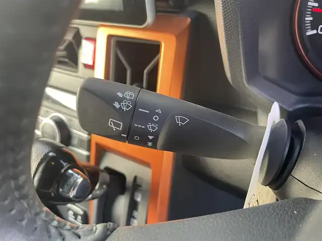 ダイハツ タフト G 宮崎県 2020(令2)年 3.8万km シャイニングホワイトパール 純正ナビゲーション/　AM FM BT TV/衝突軽減ブレーキ/バックカメラ/ドライブレコーダー/LEDヘッドライト/シートヒーター/電動パーキングブレーキ/ウィンカーミラー/スマートキー/プッシュスタート/電動格納ミラー/純正15インチアルミホイール/ハーフレザーシート/オートライト/アイドリングストップ