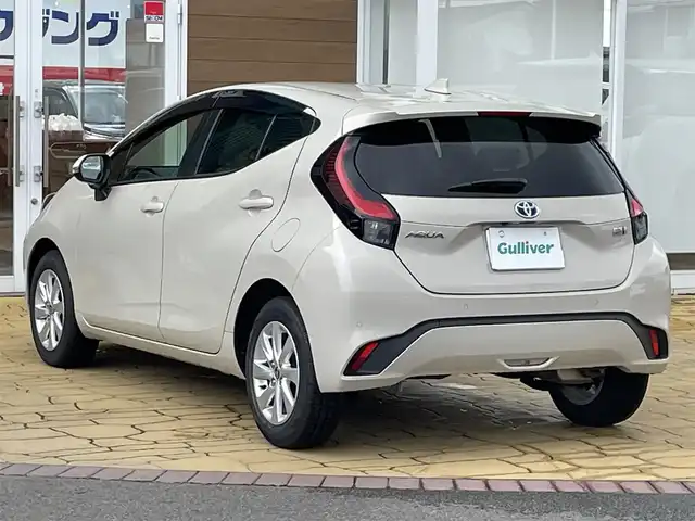 トヨタ アクア Z 宮崎県 2022(令4)年 6万km クリアベージュメタリック 純正ディスプレイオーディオ/Bluetooth接続/ETC/USB入力端子/100V電源/横滑り防止装置/コーナーセンサー/レーンアシスト/オートマチックハイビーム/オートライト/サイドエアバッグ/カーテンエアバッグ/バックカメラ/アダプティブクルーズコントロール/スマートキー/ミラキャスト/アップルカープレイ/衝突被害軽減システム/Type-Cポート