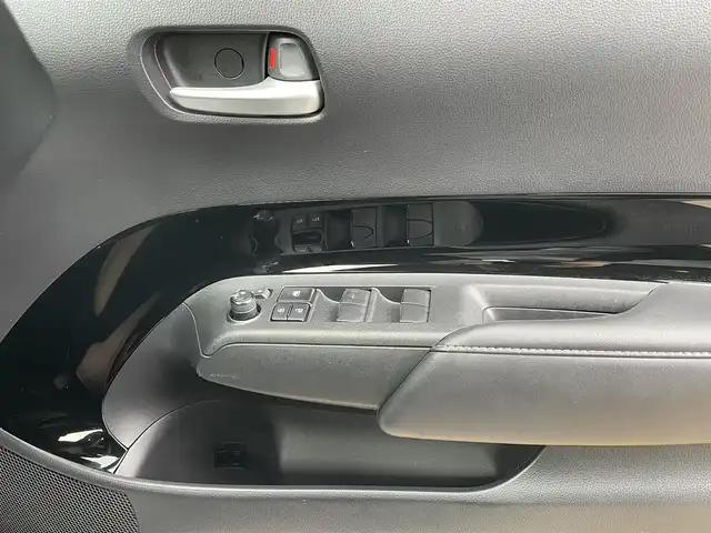トヨタ アクア Z 宮崎県 2022(令4)年 6万km クリアベージュメタリック 純正ディスプレイオーディオ/Bluetooth接続/ETC/USB入力端子/100V電源/横滑り防止装置/コーナーセンサー/レーンアシスト/オートマチックハイビーム/オートライト/サイドエアバッグ/カーテンエアバッグ/バックカメラ/アダプティブクルーズコントロール/スマートキー/ミラキャスト/アップルカープレイ/衝突被害軽減システム/Type-Cポート