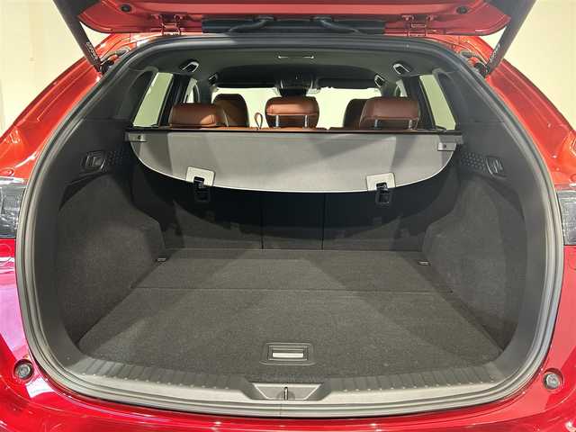 マツダ ＣＸ－５ XD レトロスポーツED 愛知県 2023(令5)年 0.4万km ソウルレッドクリスタルM BOSEサウンドシステム/（ＡＵＤＩＯＰＩＬＯＴ２＋Ｃｅｎｔｅｒｐｏｉｎｔ２）/フロント＆リアバンパーガーニッシュ（ピアノブラック）/クラッディング塗装／ボディロアガーニッシュ（ピアノブラック）/ピラーガーニッシュ（ピアノブラック）/純正マツダコネクトナビ/Bluetooth/carply//360°モニター/ETC/衝突軽減ブレーキ/レーダークルーズコントロール/ブライドスポットモニター/車線逸脱警報/コーナーセンサー/踏み間違い防止/パワーバックドア/パワーシート/シートメモリー/シートヒーター/ハンドルヒーター/ワイヤレス充電/パドルシフト/アクセサリーソケット/USB入力端子/純正フロアマット/純正19インチアルミホイール/ISOFIX