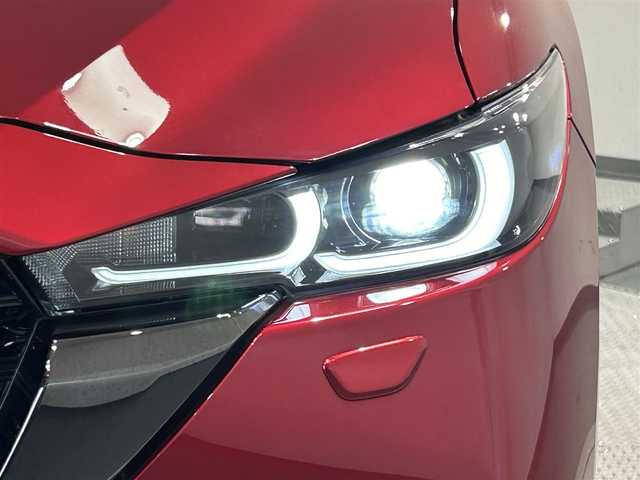 マツダ ＣＸ－５ XD レトロスポーツED 愛知県 2023(令5)年 0.4万km ソウルレッドクリスタルM BOSEサウンドシステム/（ＡＵＤＩＯＰＩＬＯＴ２＋Ｃｅｎｔｅｒｐｏｉｎｔ２）/フロント＆リアバンパーガーニッシュ（ピアノブラック）/クラッディング塗装／ボディロアガーニッシュ（ピアノブラック）/ピラーガーニッシュ（ピアノブラック）/純正マツダコネクトナビ/Bluetooth/carply//360°モニター/ETC/衝突軽減ブレーキ/レーダークルーズコントロール/ブライドスポットモニター/車線逸脱警報/コーナーセンサー/踏み間違い防止/パワーバックドア/パワーシート/シートメモリー/シートヒーター/ハンドルヒーター/ワイヤレス充電/パドルシフト/アクセサリーソケット/USB入力端子/純正フロアマット/純正19インチアルミホイール/ISOFIX