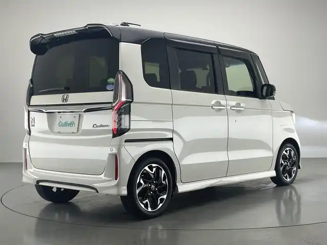 ホンダ Ｎ ＢＯＸ カスタム G EX ターボ ホンダセンシング 愛知県 2017(平29)年 5.8万km プレミアムホワイトパールⅡ 社外１１型ナビ　バックカメラ　両側パワスラ　禁煙車　Ｂｌｕｅｔｏｏｔｈ　フルセグＴＶ　パドルシフト　黒ハーフレザー　ホンダセンシング　衝突軽減　追従クルコン　誤発進抑制　ＨＤＭＩ　ＬＥＤオートライト