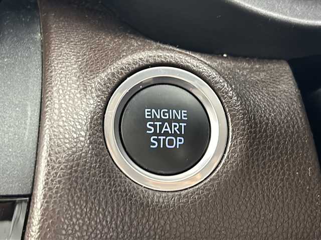 トヨタ ヤリスクロス Z 岐阜県 2021(令3)年 6.2万km ブラックマイカ 純正ナビ/・Bluetooth/・USB/モデリスタエアロ/ＴＲＤ１８インチＡＷ　/バックカメラ　/トヨタセーフティセンス/ハーフレザーシート/前席シートヒーター/ブラインドスポットモニター/ビルトインＥＴＣ/ドライブレコーダー/純正フロアマット/LEDオートライト/コーナーセンサー/ドアバイザー/スマートキー×２/プッシュスタートキャプテンシート