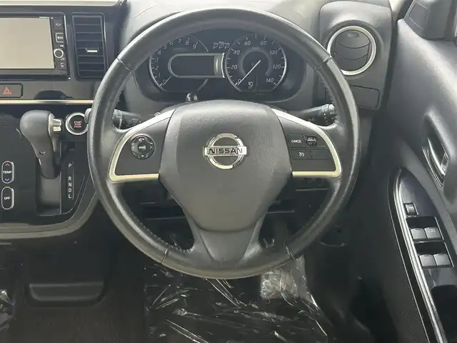日産 デイズ ルークス ハイウェイスター Gターボ 埼玉県 2017(平29)年 4.1万km ブラック 衝突被害軽減ブレーキ　両側パワースライドドア　　純正ディーラーナビ　バックカメラ　アラウンドビューモニター　Ｂｌｕｅｔｏｏｔｈ　フルセグＴＶ　スマートキー　プッシュスタート　ドラレコ　ＥＴＣ　ＡＨＢ/シートカバー　バックカメラ・AVM ナビ連動あり
