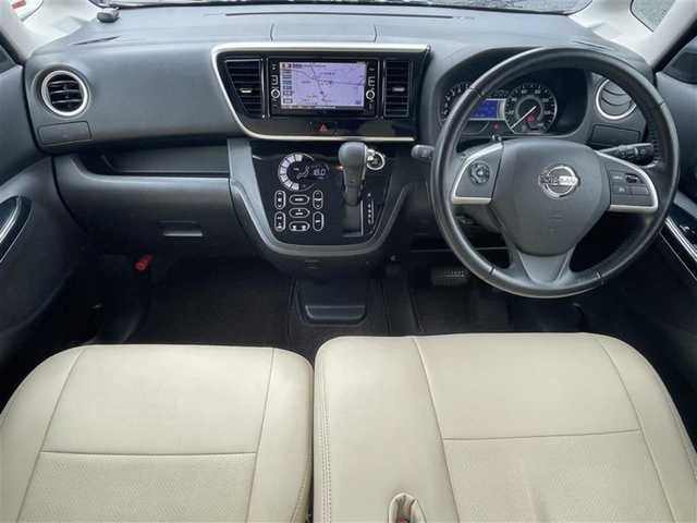 日産 デイズ ルークス ハイウェイスター Gターボ 岐阜県 2017(平29)年 4.1万km ブラック (株)IDOMが運営する【じしゃロン多治見店】の自社ローン専用車両になります。こちらは現金またはオートローンご利用時の価格です。自社ローンご希望の方は別途その旨お申付け下さい。/ディーラーオプションナビ/　（Bluetooth/DVD/フルセグ）/エマージェンシーブレーキ/クルーズコントロール/アラウンドビューモニター/両側パワースライドドア/オートハイビーム/オートライト/フォグランプ/ETC/ドライブレコーダー/レザー調シートカバー