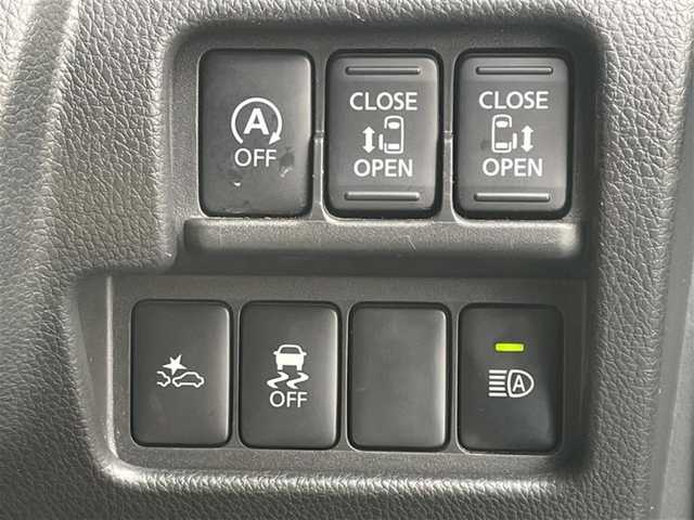 日産 デイズ ルークス ハイウェイスター Gターボ 岐阜県 2017(平29)年 4.1万km ブラック (株)IDOMが運営する【じしゃロン多治見店】の自社ローン専用車両になります。こちらは現金またはオートローンご利用時の価格です。自社ローンご希望の方は別途その旨お申付け下さい。/ディーラーオプションナビ/　（Bluetooth/DVD/フルセグ）/エマージェンシーブレーキ/クルーズコントロール/アラウンドビューモニター/両側パワースライドドア/オートハイビーム/オートライト/フォグランプ/ETC/ドライブレコーダー/レザー調シートカバー