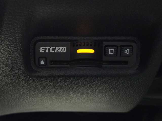 ホンダ インサイト EX 鹿児島県 2019(令1)年 7.4万km モダンスティールM ホンダセンシング　/アダプティブクルーズコントロール　/Ｄ＋Ｎ席シートヒーター／パワーシート　/ビルトインＥＴＣ２．０　/純正メモリーナビ（ＶＸＵ－１９７ＳＧｉ）　/Ｂｌｕｅｔｏｏｔｈオーディオ/横滑り防止装置/レーンキープアシスト/後方コーナーセンサー/純正アルミホイール(17インチ)/LEDヘッドライト/フルセグテレビ/カーテンエアバッグ/エアバッグ(W+サイド)/バックカメラ/プッシュスタート/スマートキー/パドルシフト/ＭＴモード付きＡＴ
