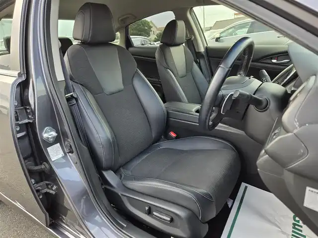 ホンダ インサイト EX 鹿児島県 2019(令1)年 7.4万km モダンスティールM ホンダセンシング　/アダプティブクルーズコントロール　/Ｄ＋Ｎ席シートヒーター／パワーシート　/ビルトインＥＴＣ２．０　/純正メモリーナビ（ＶＸＵ－１９７ＳＧｉ）　/Ｂｌｕｅｔｏｏｔｈオーディオ/横滑り防止装置/レーンキープアシスト/後方コーナーセンサー/純正アルミホイール(17インチ)/LEDヘッドライト/フルセグテレビ/カーテンエアバッグ/エアバッグ(W+サイド)/バックカメラ/プッシュスタート/スマートキー/パドルシフト/ＭＴモード付きＡＴ