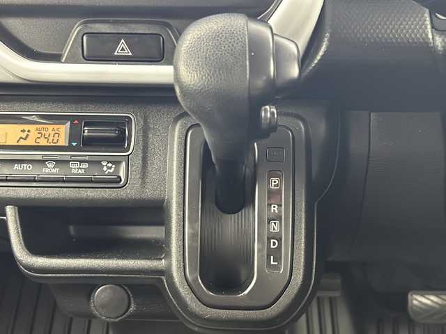 スズキ ハスラー HYBRID G 大阪府 2020(令2)年 3.7万km クールカーキPM 7インチSDナビ（CN-RE06WD）/・バックカメラ/・フルセグテレビ/・CD/DVD/・Bluetooth/・AM/FM/ドライブレコーダー（前方録画）/ETC/オートライト/横滑り防止装置/レーンキープアシスト/コーナーセンサー/衝突被害軽減システム/シートヒーター（運転席/助手席）/スマートキー/プッシュスタート/スペアキー1本/保証書/取扱説明書