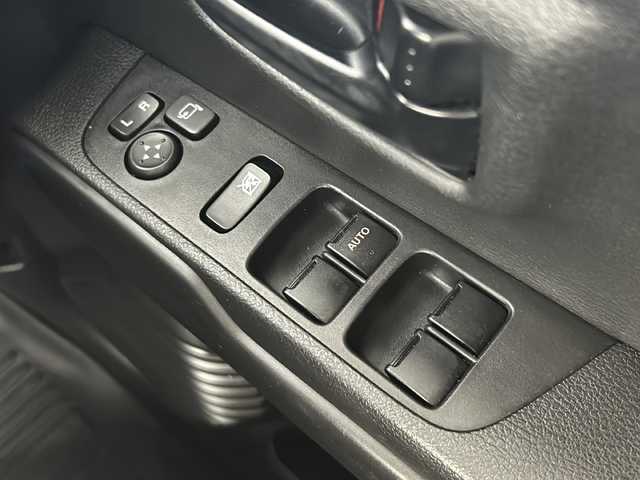 スズキ ハスラー HYBRID G 大阪府 2020(令2)年 3.7万km クールカーキPM 7インチSDナビ（CN-RE06WD）/・バックカメラ/・フルセグテレビ/・CD/DVD/・Bluetooth/・AM/FM/ドライブレコーダー（前方録画）/ETC/オートライト/横滑り防止装置/レーンキープアシスト/コーナーセンサー/衝突被害軽減システム/シートヒーター（運転席/助手席）/スマートキー/プッシュスタート/スペアキー1本/保証書/取扱説明書