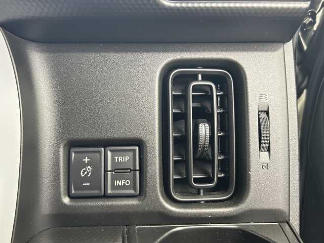 スズキ ハスラー HYBRID G 大阪府 2020(令2)年 3.7万km クールカーキPM 7インチSDナビ（CN-RE06WD）/・バックカメラ/・フルセグテレビ/・CD/DVD/・Bluetooth/・AM/FM/ドライブレコーダー（前方録画）/ETC/オートライト/横滑り防止装置/レーンキープアシスト/コーナーセンサー/衝突被害軽減システム/シートヒーター（運転席/助手席）/スマートキー/プッシュスタート/スペアキー1本/保証書/取扱説明書