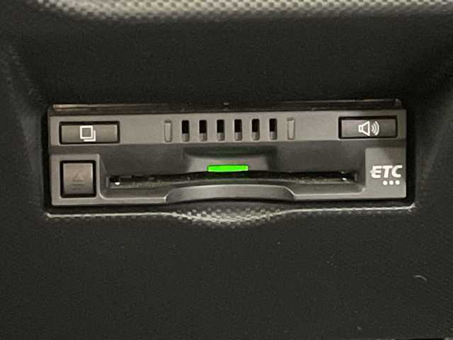 トヨタ ライズ Z 岐阜県 2021(令3)年 10.4万km ターコイズブルーマイカメタリック ワンオーナー車/純正SDメモリナビ/　フルセグTV/CD/BT/トヨタスマートアシスト/社外16インチアルミホイール/純正17インチアルミホイールセット積込（サマータイヤ）/ブラインドスポットモニター/バックカメラ/シートヒーター（運転席＋助手席）/純正LEDヘッドライト/フォグランプ/社外スピーカー（カロッツェリア）/純正フロアマット/純正ドアバイザー/USB充電ポート×１