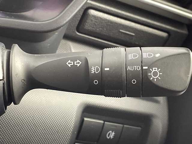 トヨタ ライズ Z 岐阜県 2021(令3)年 10.4万km ターコイズブルーマイカメタリック ワンオーナー車/純正SDメモリナビ/　フルセグTV/CD/BT/トヨタスマートアシスト/社外16インチアルミホイール/純正17インチアルミホイールセット積込（サマータイヤ）/ブラインドスポットモニター/バックカメラ/シートヒーター（運転席＋助手席）/純正LEDヘッドライト/フォグランプ/社外スピーカー（カロッツェリア）/純正フロアマット/純正ドアバイザー/USB充電ポート×１