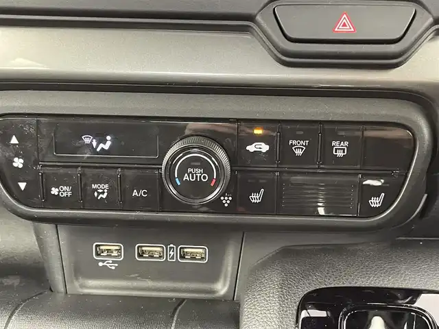 ホンダ Ｎ ＷＧＮ L スタイル+ビター 千葉県 2023(令5)年 3.2万km ブリティッシュグリーンパール 禁煙車/ホンダセンシング/・衝突軽減ブレーキ/・先行車発進お知らせ/・車線逸脱抑制/・レーンキープアシスト/純正ディスプレイオーディオ/・WX-211C/・ワンセグTV/BT/CD/バックカメラ/ハーフレザーシート/・D.Nシートヒーター/クルーズコントロール/LEDヘッドライト/スマートキー/プッシュスタート/ステアリングスイッチ/純正フロアマット/ETC