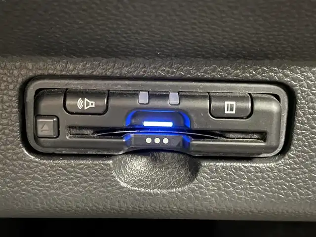 ホンダ Ｎ ＷＧＮ L スタイル+ビター 千葉県 2023(令5)年 3.2万km ブリティッシュグリーンパール 禁煙車/ホンダセンシング/・衝突軽減ブレーキ/・先行車発進お知らせ/・車線逸脱抑制/・レーンキープアシスト/純正ディスプレイオーディオ/・WX-211C/・ワンセグTV/BT/CD/バックカメラ/ハーフレザーシート/・D.Nシートヒーター/クルーズコントロール/LEDヘッドライト/スマートキー/プッシュスタート/ステアリングスイッチ/純正フロアマット/ETC