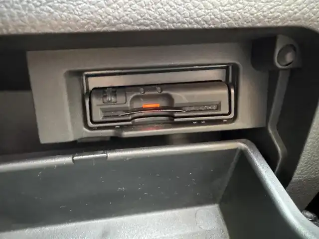 日産 セレナ ハイウェイS S HV Aセーフ 兵庫県 2014(平26)年 7.9万km ダイヤモンドブラック (株)IDOMが運営する【じしゃロン西宮店】の自社ローン対象車両になります。こちらは現金ご利用時の価格です。自社ローンご希望の方は別途その旨お申付け下さい。/SDナビ/フルセグテレビ/バックカメラ/フリップダウンモニター/アイドリングストップ/クルーズコントロール/プッシュスタート/片側パワースライドドア/ETC