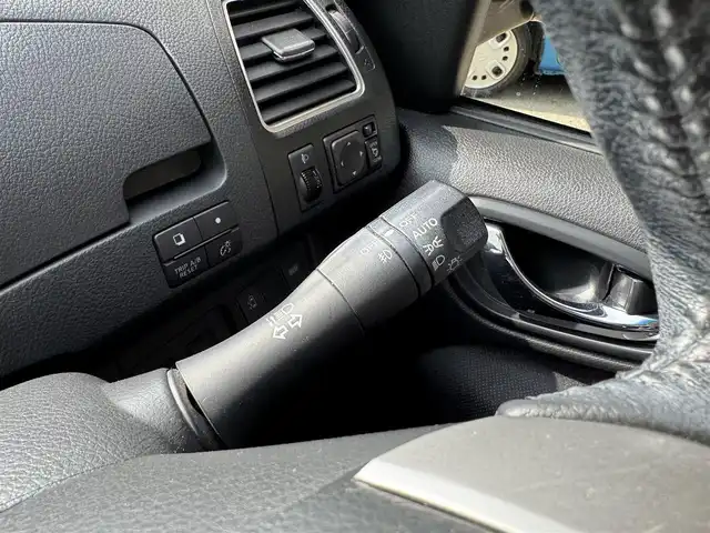 日産 セレナ ハイウェイS S HV Aセーフ 兵庫県 2014(平26)年 7.9万km ダイヤモンドブラック (株)IDOMが運営する【じしゃロン西宮店】の自社ローン対象車両になります。こちらは現金ご利用時の価格です。自社ローンご希望の方は別途その旨お申付け下さい。/SDナビ/フルセグテレビ/バックカメラ/フリップダウンモニター/アイドリングストップ/クルーズコントロール/プッシュスタート/片側パワースライドドア/ETC