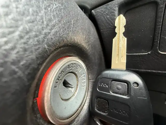 ダイハツ ムーヴ カスタム X LTD 千葉県 2003(平15)年 12.5万km ブライトシルバーメタリック 純正MD・CDチューナー/フロアマット/電格ミラー/ドアバイザー/純正14インチAW