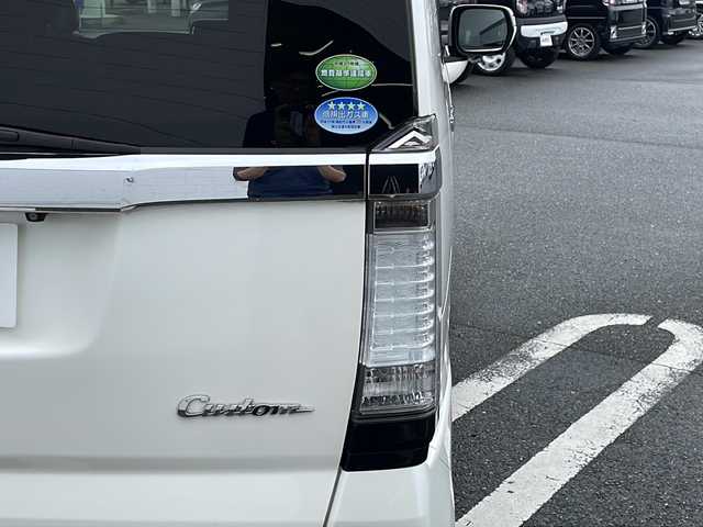 ホンダ Ｎ ＢＯＸ ターボ SSパッケージ 熊本県 2014(平26)年 8万km プレミアムホワイトパール (株)IDOMが運営する【じしゃロン熊本店】の自社ローン専用車両になります/こちらは現金またはオートローンご利用時の価格です。自社ローンご希望の方は別途その旨お申付け下さい./社外ナビ/バックカメラ/両側パワースライドドア/パドルシフト/オートライト/ETC/クルーズコントロール/純正フロアマット/ステアリングスイッチ