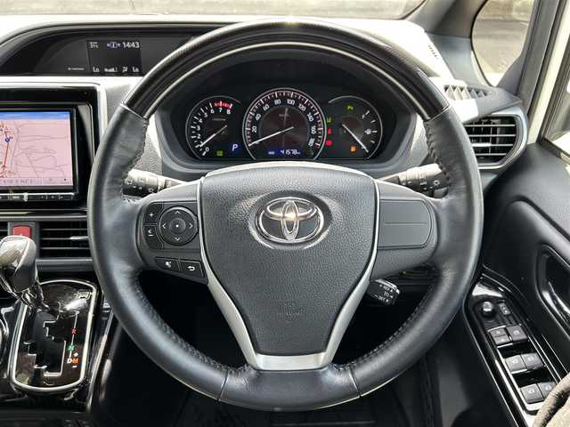 トヨタ エスクァイア Gi プレミアムパッケージ ブラックテーラード 佐賀県 2019(令1)年 4.2万km ホワイトパールクリスタルシャイン トヨタセーフティセンス/・プリクラッシュセーフティ/・レーンディパーチャーアラート/・オートマチックハイビーム/オートライト/前後コーナーセンサー/クルーズコントロール/社外8インチナビ/フルセグ/BT/CD/DVD/後席フリップダウンモニター/バックカエラ/両側パワースライドドア/ワンタッチパワースライド/シートヒーター/レザー調シートカバー/ETC/取扱説明書/保証書/整備点検記録簿