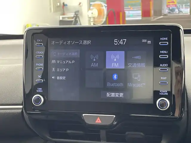 トヨタ ヤリスクロス ハイブリッド Z 愛知県 2022(令4)年 2.8万km ブラックマイカ/プラチナホワイトパールマイカ 禁煙車/2トーン/純正8インチナビ/（AM/FM/Bluetooth/USB)/全方位カメラ/トヨタセーフティセンス/・プリクラッシュセーフティ/・レーンディパーチャーアラート/・オートマチックハイビーム/・レーダークルーズコントロール/・ブラインドスポットモニター/クリアランスソナー/ETC/ステアリングヒーター/シートヒーター/パワーシート/純正18インチアルミホイール/スマートキー/プッシュスタート/純正フロアマット/横滑り防止装置/LEDヘッドライト