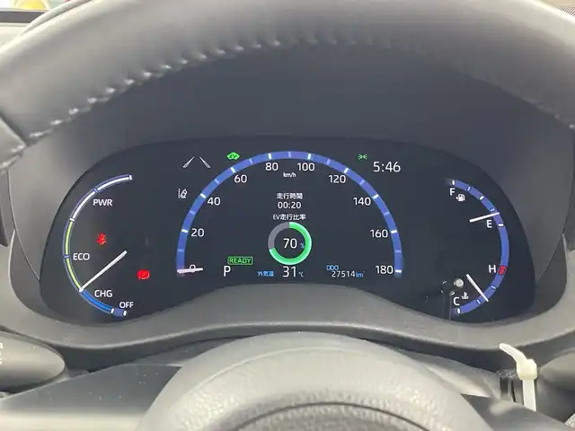 トヨタ ヤリスクロス ハイブリッド Z 愛知県 2022(令4)年 2.8万km ブラックマイカ/プラチナホワイトパールマイカ 禁煙車/2トーン/純正8インチナビ/（AM/FM/Bluetooth/USB)/全方位カメラ/トヨタセーフティセンス/・プリクラッシュセーフティ/・レーンディパーチャーアラート/・オートマチックハイビーム/・レーダークルーズコントロール/・ブラインドスポットモニター/クリアランスソナー/ETC/ステアリングヒーター/シートヒーター/パワーシート/純正18インチアルミホイール/スマートキー/プッシュスタート/純正フロアマット/横滑り防止装置/LEDヘッドライト