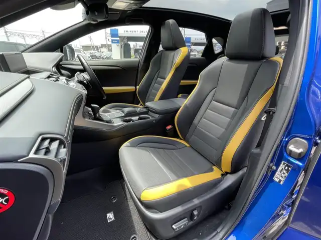 レクサス ＮＸ 300h Fスポーツ 滋賀県 2020(令2)年 1.6万km ヒートブルーコントラストレイヤリング 禁煙車/純正メーカーナビ【CD/DVD/Bluetooth/Miracast】/バックカメラ/パノラマルーフ/全席パワーシート/シートヒーター/ベンチレーション/ステアリングヒーター/パワーバックドア/ETC2.0/レクサスセーフティーシステム【PCS/LDA/AHB/DRC】/レーダークルーズコントロール/パドルシフト/クリアランスソナー/プッシュスタート/スマートキー/カードキー/ステアリングスイッチ
