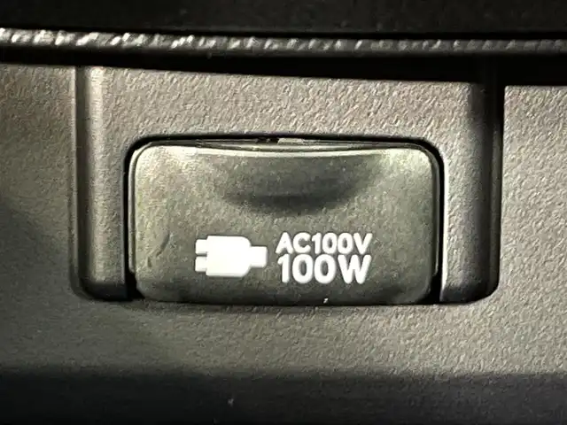 レクサス ＮＸ 300h Fスポーツ 愛知県 2020(令2)年 1.6万km ヒートブルーコントラストレイヤリング レクサスセーフティシステム/　・プリクラッシュセーフティ/　・レーンディパーチャーアラート/　・レーダークルーズコントロール/　・レーンチェンジアシスト/　・オートマチックハイビーム/パノラマルーフ/純正メモリナビ/　　CD/BT/SD/USB/フルセグTV/バックカメラ/パワーバックドア/LEDオートライト/フォグランプ/レザーシート/パワーシート【シートメモリー機能付】/シートヒーター/エアシート/純正18インチアルミホイール/純正フロアマット/ステアリングヒーター/ブラインドスポットモニター/パドルシフト/スマートキー/アクセサリーソケット/USB入力端子/AC100Vコンセント/ビルトインETC2.0/電動パーキングブレーキ/ブレーキホールド