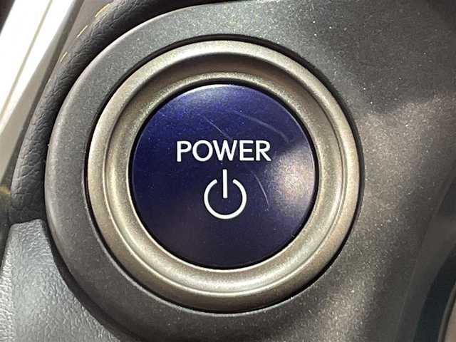 レクサス ＮＸ 300h Fスポーツ 愛知県 2020(令2)年 1.6万km ヒートブルーコントラストレイヤリング レクサスセーフティシステム/　・プリクラッシュセーフティ/　・レーンディパーチャーアラート/　・レーダークルーズコントロール/　・レーンチェンジアシスト/　・オートマチックハイビーム/パノラマルーフ/純正メモリナビ/　　CD/BT/SD/USB/フルセグTV/バックカメラ/パワーバックドア/LEDオートライト/フォグランプ/レザーシート/パワーシート【シートメモリー機能付】/シートヒーター/エアシート/純正18インチアルミホイール/純正フロアマット/ステアリングヒーター/ブラインドスポットモニター/パドルシフト/スマートキー/アクセサリーソケット/USB入力端子/AC100Vコンセント/ビルトインETC2.0/電動パーキングブレーキ/ブレーキホールド