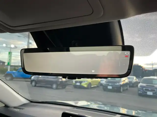 トヨタ ＲＡＶ４ アドベンチャー オフロードPKGⅡ 岩手県 2023(令5)年 3.6万km アーバンカーキ 特別仕様車　専用クロスバー　電動リアゲート　純正１０．５型ナビ　バックＣ　Ｂｌｕｅｔｏｏｔｈ　ＵＳＢポート　フルセグ　ステアリングヒーター　シートヒーター　エアシート　デジタルミラー　ＥＴＣ２．０