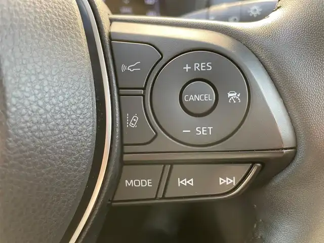 トヨタ ＲＡＶ４ アドベンチャー オフロードPKGⅡ 岩手県 2023(令5)年 3.6万km アーバンカーキ 特別仕様車　専用クロスバー　電動リアゲート　純正１０．５型ナビ　バックＣ　Ｂｌｕｅｔｏｏｔｈ　ＵＳＢポート　フルセグ　ステアリングヒーター　シートヒーター　エアシート　デジタルミラー　ＥＴＣ２．０