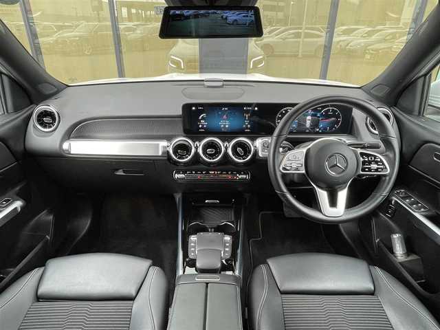 メルセデス・ベンツ Ｍ・ベンツ ＧＬＢ２００ｄ 4マチック 石川県 2021(令3)年 6.8万km デジタルホワイト MBUX/純正メモリーナビ/全周囲/バック/サイド/フロントカメラ/フルセグTV/Bluetooth/ステアリングスイッチ/クルーズコントロール/コーナーセンサー/ブラインドスポットモニター/アクティブレーンキーピングアシスト/アクティブブレーキアシスト/アテンションアシスト/レーンチェンジアシスト/パワーシート(前席)/シートヒーター(前席)/オートライト/LEDヘッドライト/ルーフレール/ルームミラー社外(純正あり)/ドライブレコーダー(前後)/ETC