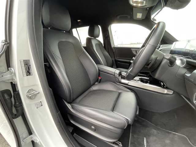 メルセデス・ベンツ Ｍ・ベンツ ＧＬＢ２００ｄ 4マチック 石川県 2021(令3)年 6.8万km デジタルホワイト MBUX/純正メモリーナビ/全周囲/バック/サイド/フロントカメラ/フルセグTV/Bluetooth/ステアリングスイッチ/クルーズコントロール/コーナーセンサー/ブラインドスポットモニター/アクティブレーンキーピングアシスト/アクティブブレーキアシスト/アテンションアシスト/レーンチェンジアシスト/パワーシート(前席)/シートヒーター(前席)/オートライト/LEDヘッドライト/ルーフレール/ルームミラー社外(純正あり)/ドライブレコーダー(前後)/ETC