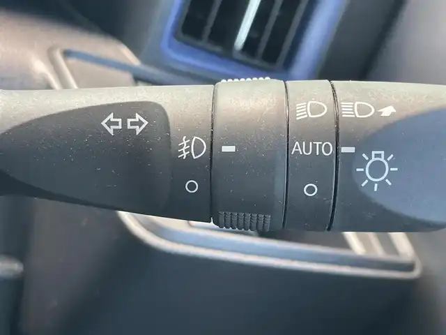 ダイハツ タント カスタム RS スタイルセレクション 和歌山県 2022(令4)年 6.4万km ブラックマイカメタリック 社外ナビ/フルセグTV/バックカメラ/（BT/CD/DVD)/スマートアシスト/衝突軽減ブレーキ/アダプティブクルーズコントロール/レーンキープ/コーナーセンサー/横滑り防止装置/両側パワースライドドア/ビルトインETC/シートヒーター/リアサンシェード/アイドリングストップ/LEDヘッドライト/フォグランプ/オートライト/オートマチックハイビーム