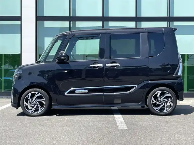ダイハツ タント カスタム RS スタイルセレクション 和歌山県 2022(令4)年 6.4万km ブラックマイカメタリック 社外ナビ/フルセグTV/バックカメラ/（BT/CD/DVD)/スマートアシスト/衝突軽減ブレーキ/アダプティブクルーズコントロール/レーンキープ/コーナーセンサー/横滑り防止装置/両側パワースライドドア/ビルトインETC/シートヒーター/リアサンシェード/アイドリングストップ/LEDヘッドライト/フォグランプ/オートライト/オートマチックハイビーム