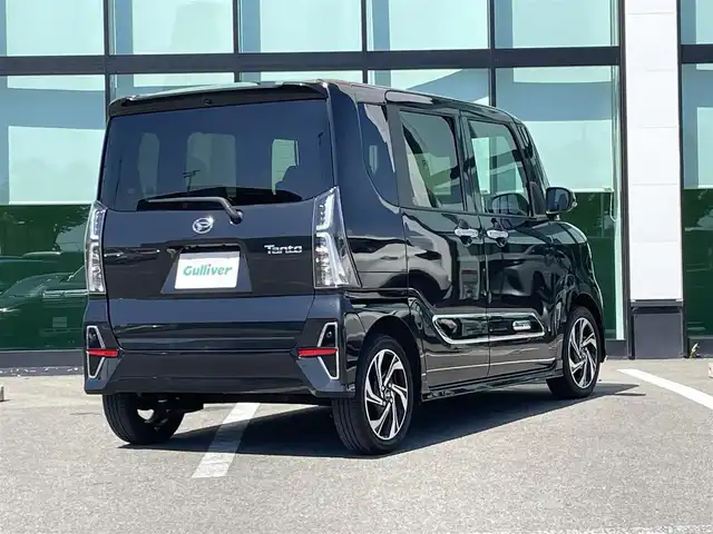 ダイハツ タント カスタム RS スタイルセレクション 和歌山県 2022(令4)年 6.4万km ブラックマイカメタリック 社外ナビ/フルセグTV/バックカメラ/（BT/CD/DVD)/スマートアシスト/衝突軽減ブレーキ/アダプティブクルーズコントロール/レーンキープ/コーナーセンサー/横滑り防止装置/両側パワースライドドア/ビルトインETC/シートヒーター/リアサンシェード/アイドリングストップ/LEDヘッドライト/フォグランプ/オートライト/オートマチックハイビーム