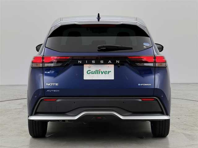 日産 ノート オーテック 福岡県 2021(令3)年 5.3万km オーロラフレアブルーパール 純正９型ナビ　/全方位カメラ　/ＥＴＣ２．０　/前方ドラレコ　/デジタルルームミラー　/置くだけ充電　/プロパイロット　/コーナーセンサー　/エマージェンシーブレーキ　/レーンキープ/ＢＳＭ　/純正１６インチＡＷ　/ＬＥＤ