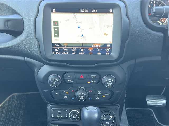 クライスラー・ジープ ジープ レネゲード トレイルホーク 秋田県 2019(令1)年 4.3万km 黒 純正メモリナビ/Bluetooth、フルセグTV/バックカメラ/ETC/前後ドライブレコーダー/クルーズコントロール/純正リアスポイラー/純正18インチAW/ドアバイザー/4WD/スペアキー