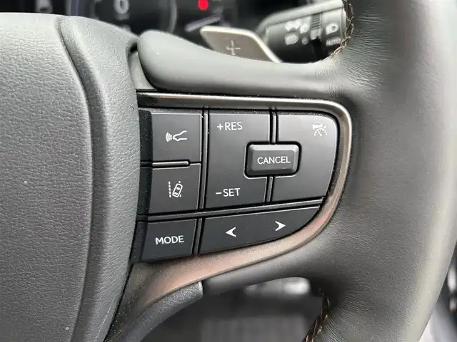 レクサス ＵＸ 250h バージョンC 宮城県 2021(令3)年 1.5万km マーキュリーグレーマイカ セーフティシステムプラス/・プリクラッシュセーフティ/・レーントレーシングアシスト/・オートマチックハイビーム/・レーダークルーズコントロール/・先行車発進告知機能/・ロードサインアシスト/メーカーナビ/サウンドライブラリー【SD・BT・AUX】/3眼LED/ブラウンレザー（合皮）シート/センターディスプレー/リモートタッチ/ドライブモードセレクター/デュアルエアコン/ステリングヒーター/D・N席パワーシート・シートヒーター/シートメモリー/パドルシフト/登録時走行距離14174km