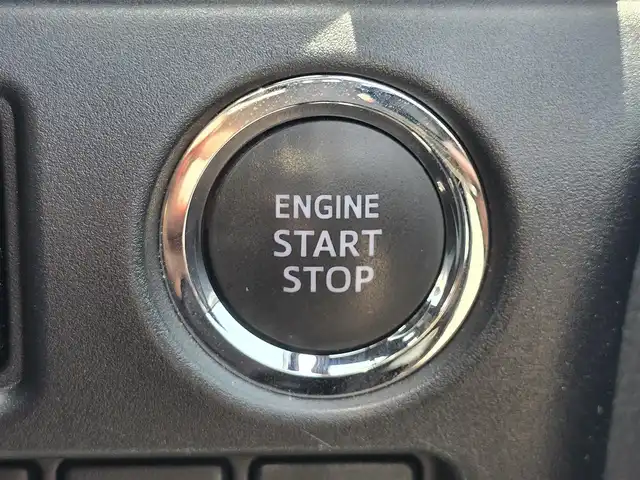 トヨタ ヴォクシー ZS 煌Ⅲ 福岡県 2020(令2)年 2.2万km 黒 アルパインナビ/・Bluetooth/・フルセグＴＶ/・ＣＤ／ＤＶＤ再生機能有/・バックカメラ/・USB/HDMI/アルパインフリップダウンモニター/ＥＴＣ/クルーズコントロール/ステアリングリモコン/コーナーセンサー/両側パワースライドドア/モデリスタエアロ/純正16インチアルミ/純正フロアマット/純正サイドバイザー/車線逸脱防止機能/オートライト