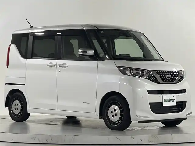 日産 ルークス オーテック 佐賀県 2021(令3)年 8.5万km ホワイトパール 純正9型ナビ/CD DVD BT フルセグTV AM FM/全方位モニター/両側パワースライドドア/後席片側ハンズフリーオートスライドドア/ハーフレザーシート/革巻きステアリング/ステアリングスイッチ/衝突軽減ブレーキ/レーンキープアシスト/オーテックホイール/保証書